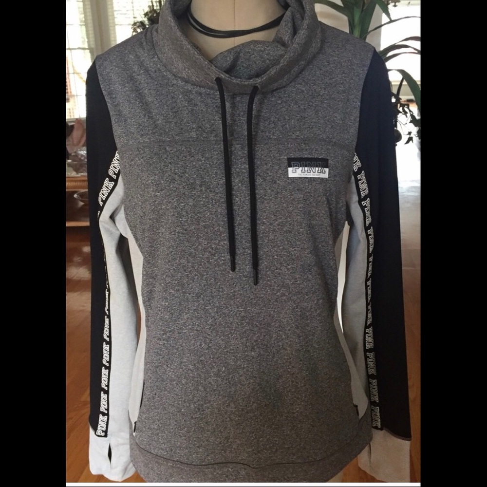 Victoria’s Secret “PINK” Ultimate Pullover - Small